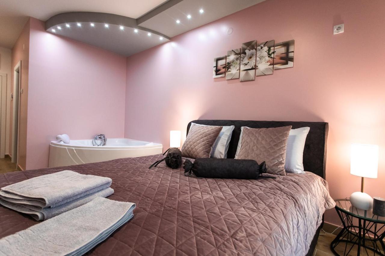 Room Jacuzzi “ATHENA” Subotica Exterior foto