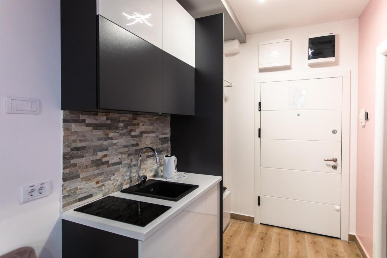 Room Jacuzzi “ATHENA” Subotica Exterior foto