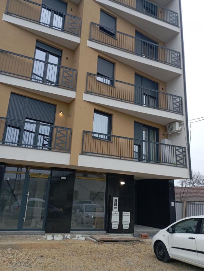 Room Jacuzzi “ATHENA” Subotica Exterior foto