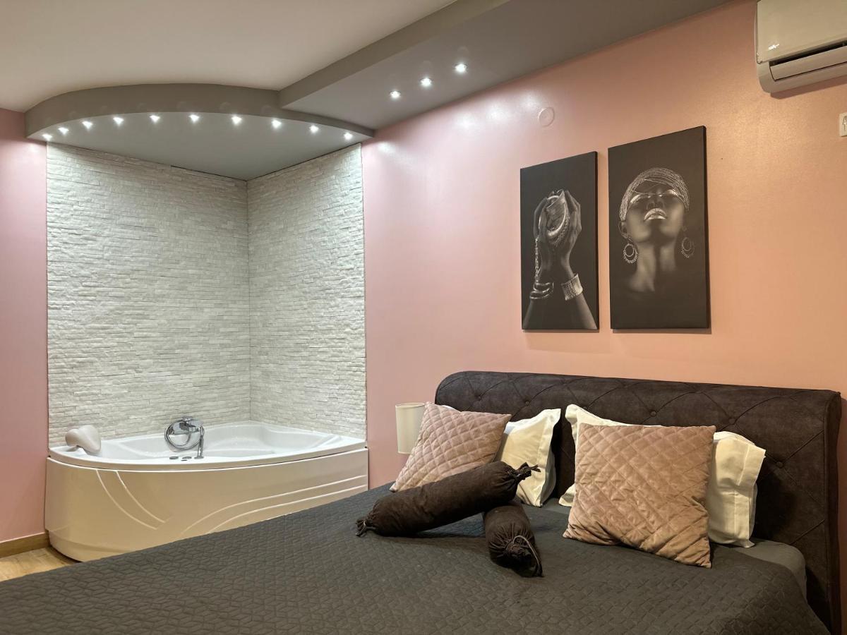 Room Jacuzzi “ATHENA” Subotica Exterior foto